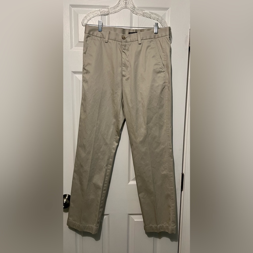 EUC Docker's khaki chino pants 34 x 32